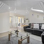 Eyes In The Sky Apartment