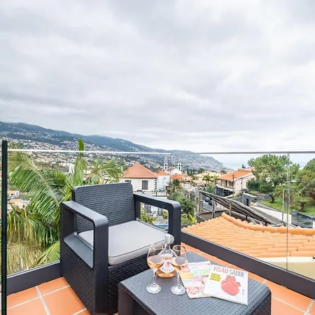 Eyes In The Sky Apartamento