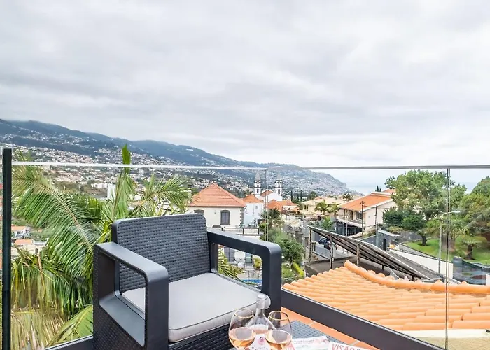 Eyes In The Sky Appartamento